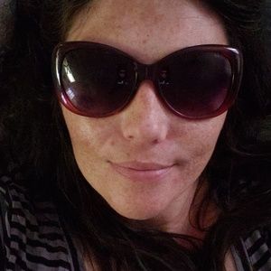 Meet your Posher, Christy